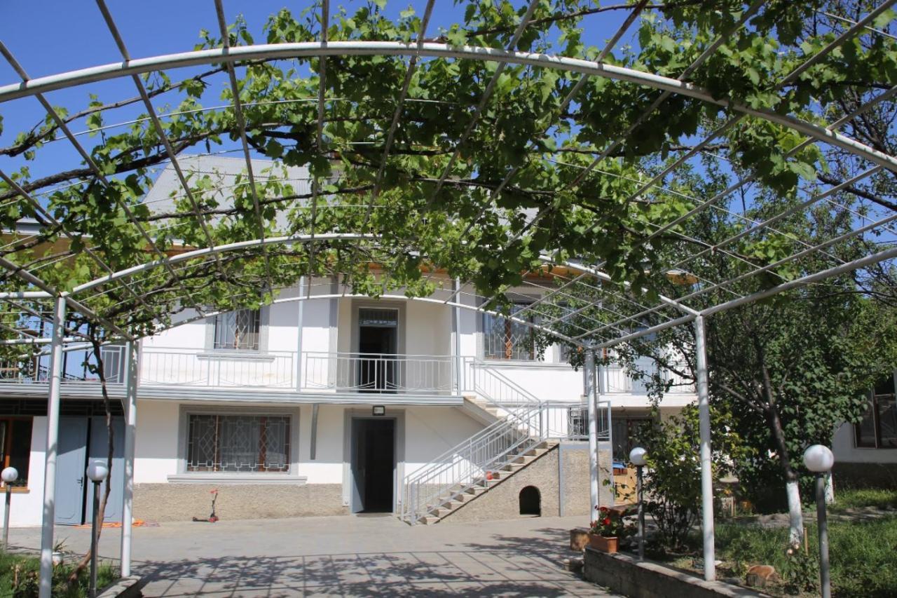 Big House Ξενοδοχείο Τυφλίδα Εξωτερικό φωτογραφία